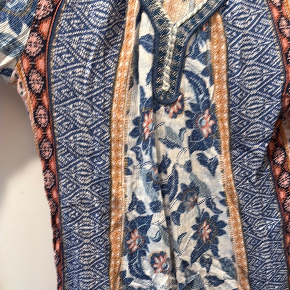 New Directions Blue and White Graphic Tunic 3/4 Sleeves - Picture 5 of 7